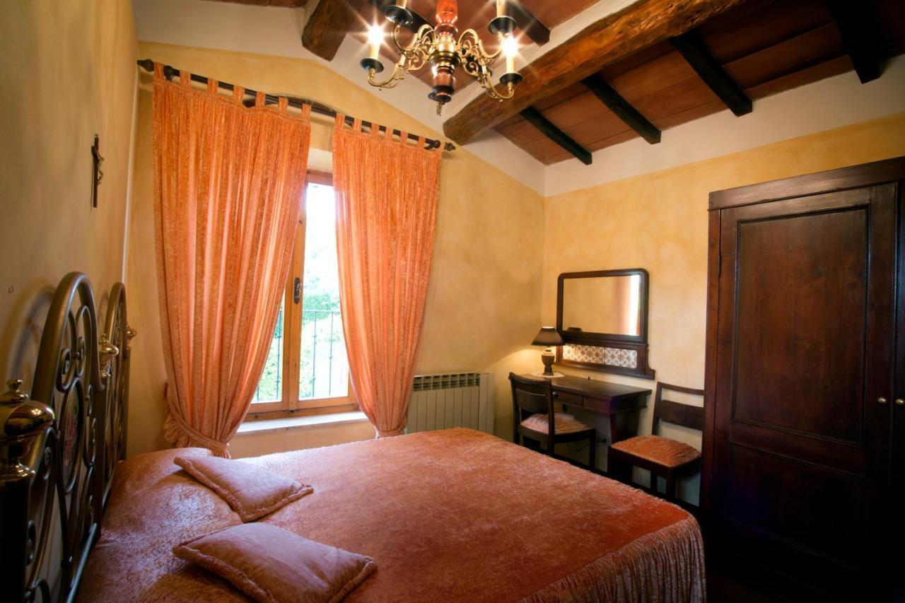 Agriturismo Podere Poggiarone Rapolano Terme Exterior photo